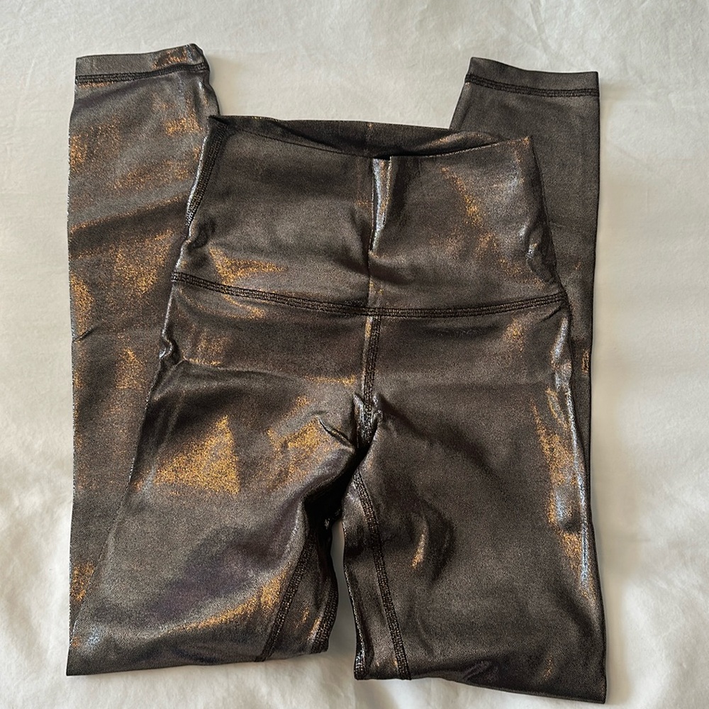 NWOT Lululemon Align High Rise 25”
